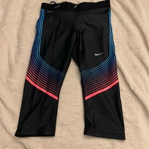Nike running crop tights
